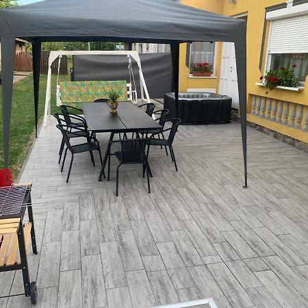 Viktor Apartmanhaz Zamárdi Extérieur photo