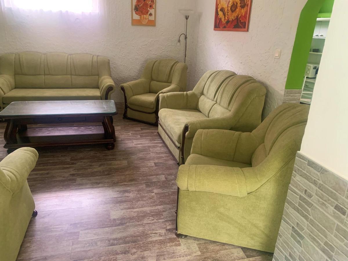 Viktor Apartmanhaz Zamárdi Extérieur photo