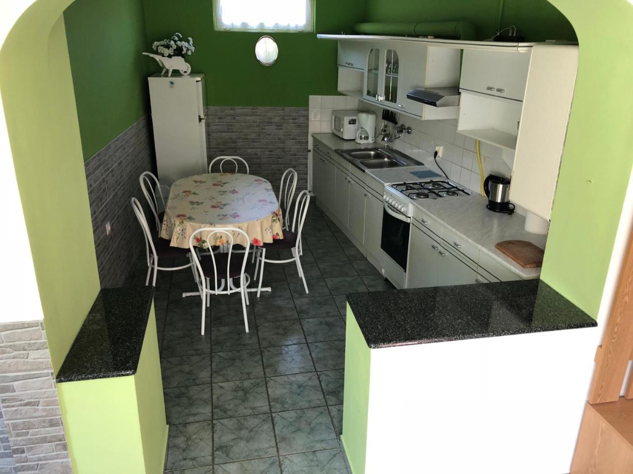 Viktor Apartmanhaz Zamárdi Extérieur photo